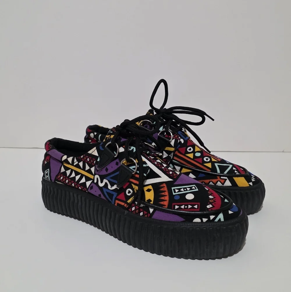 ❌️SOLD❌️BOHEMIAN CANVAS PLATFORM SNEAKERS SIZE 8.5 - Picture 1 of 8